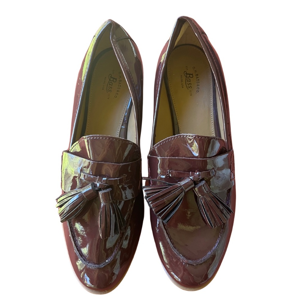 G.H. Bass & Co. Noelle Loafers Burgundy Patent Tassel Dark Academia Fall Size 8